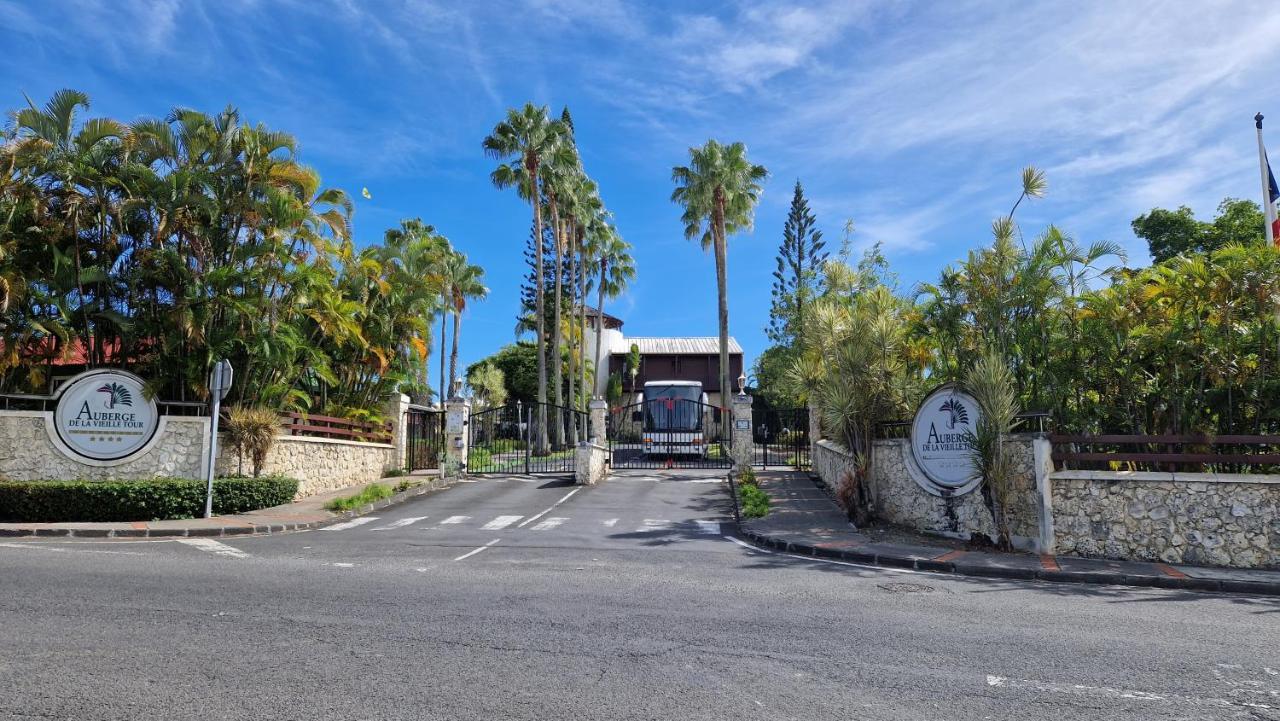 Grand Studio De 41 M², Vue Mer Et Jardin Tropical. Le Gosier  Extérieur photo